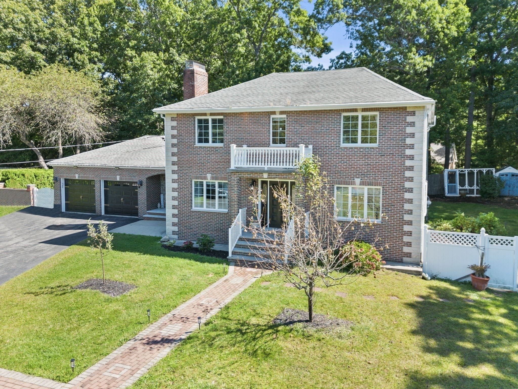 128 Boston Street Property Photo 3