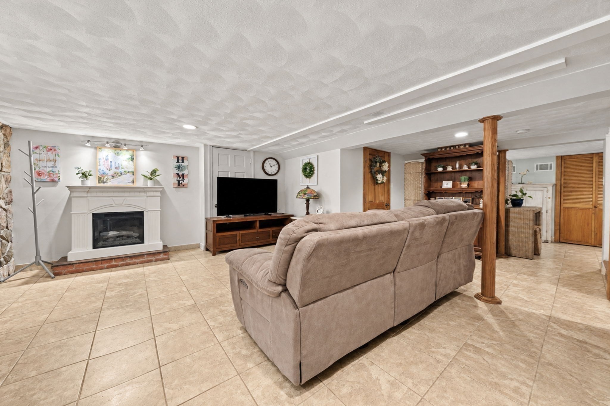 128 Boston Street Property Photo 30