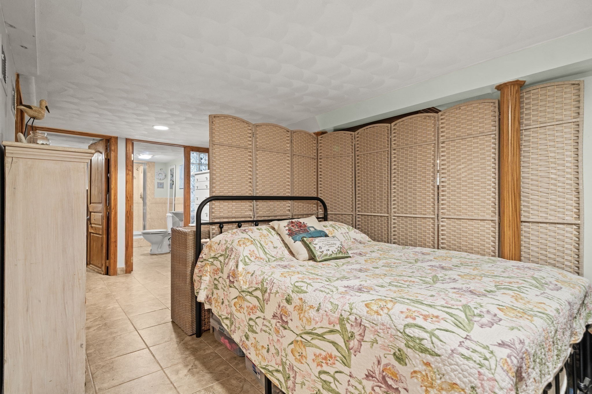 128 Boston Street Property Photo 33
