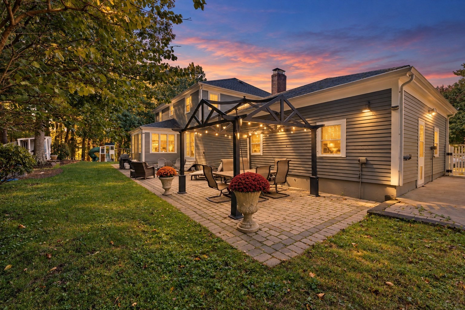 128 Boston Street Property Photo 34