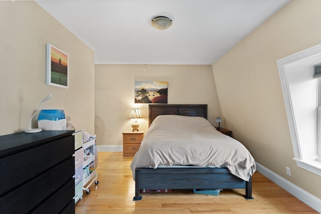 75 Pine St # 31 Property Photo 17