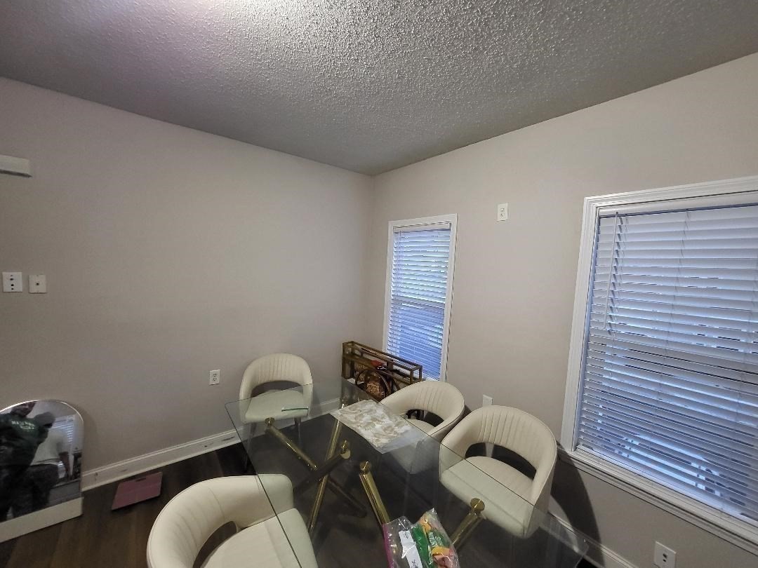 809 Warren Ave Property Photo 14