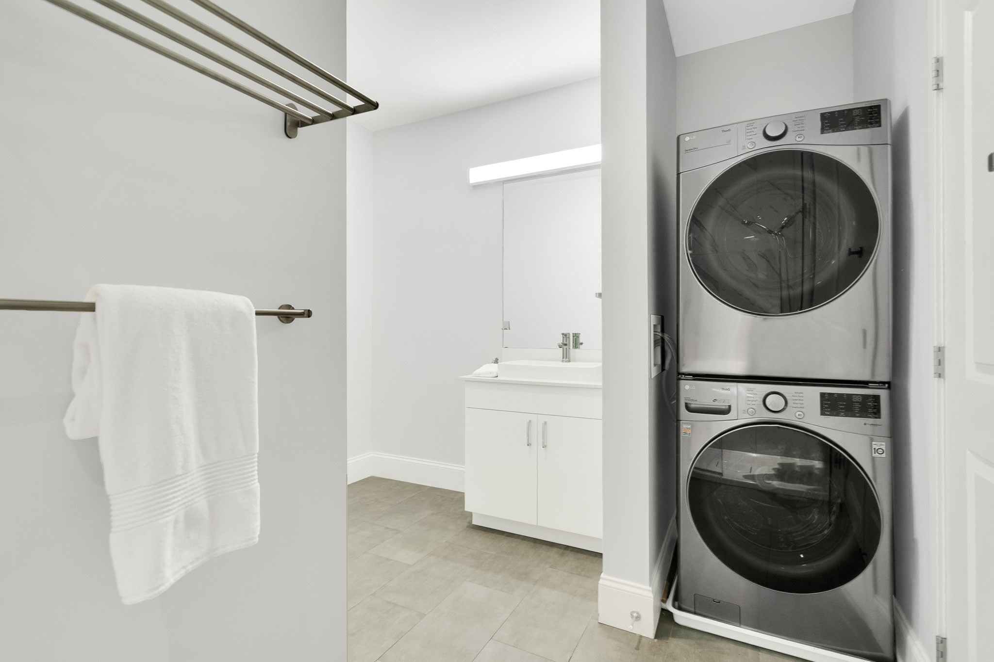 205 Maverick St # U308 Property Photo 13
