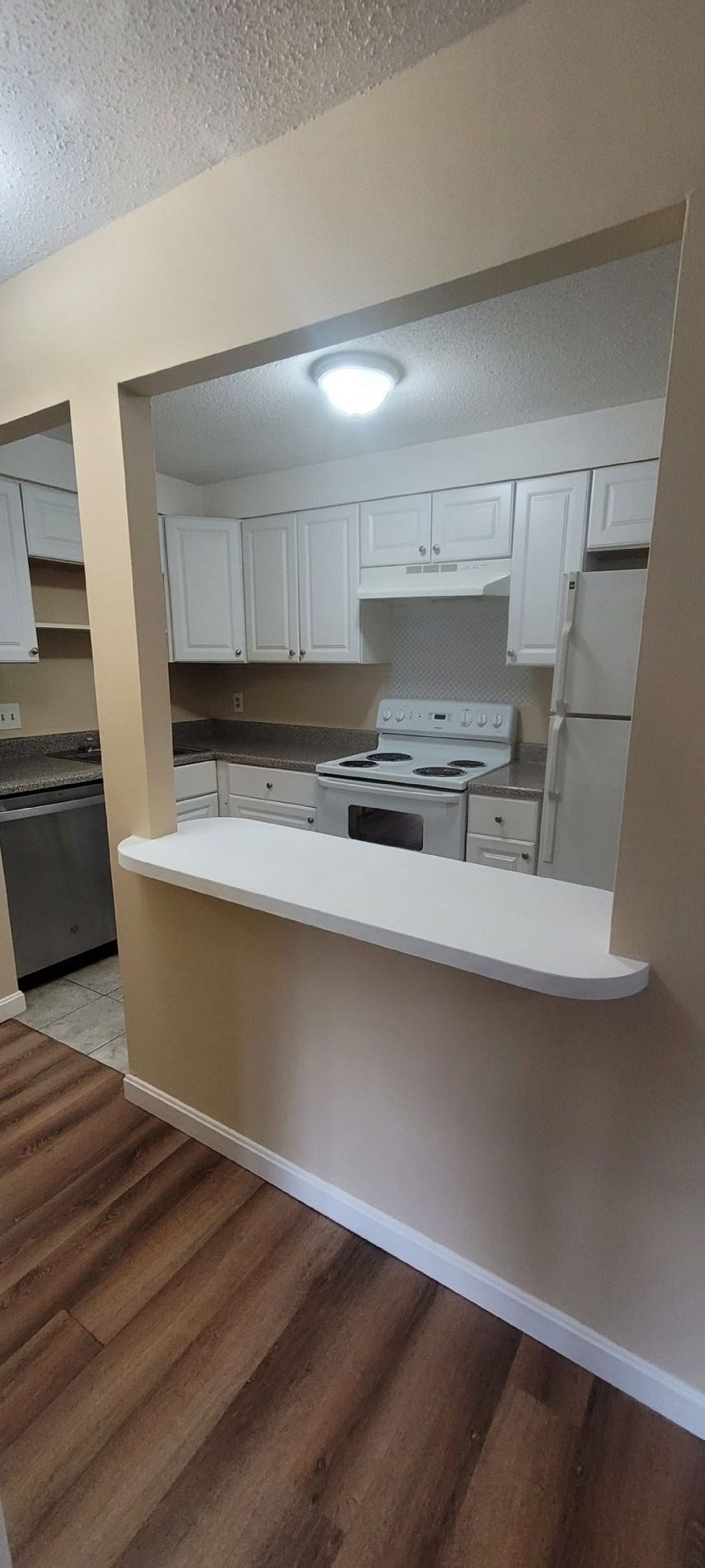 180 Main St # A1 Property Photo 6