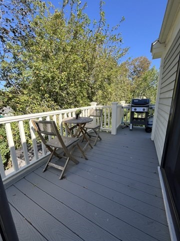 6 Railroad Avenue # B Property Photo 13