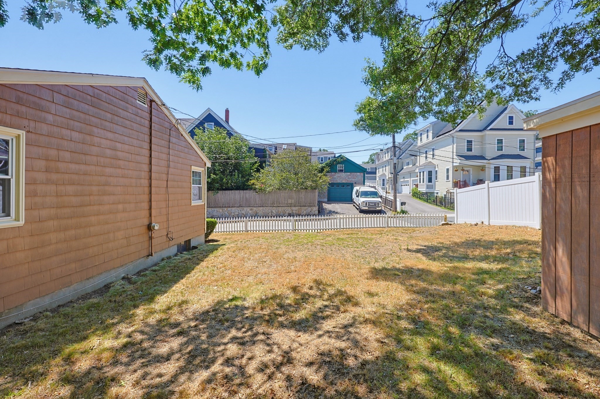 10 Meyer St Property Photo 31