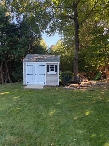 39 Chevy Chase Rd Property Photo 6