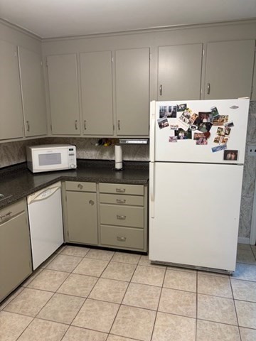 39 Chevy Chase Rd Property Photo 12