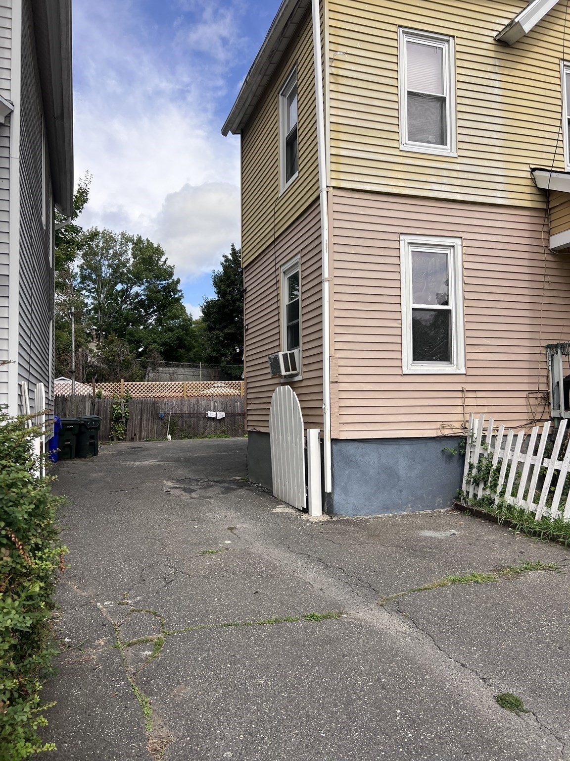 60 Montmorenci St. Property Photo 15