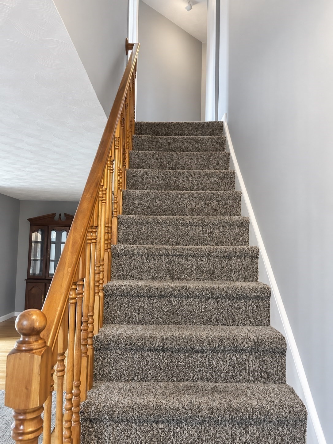 319 School St Property Photo 5