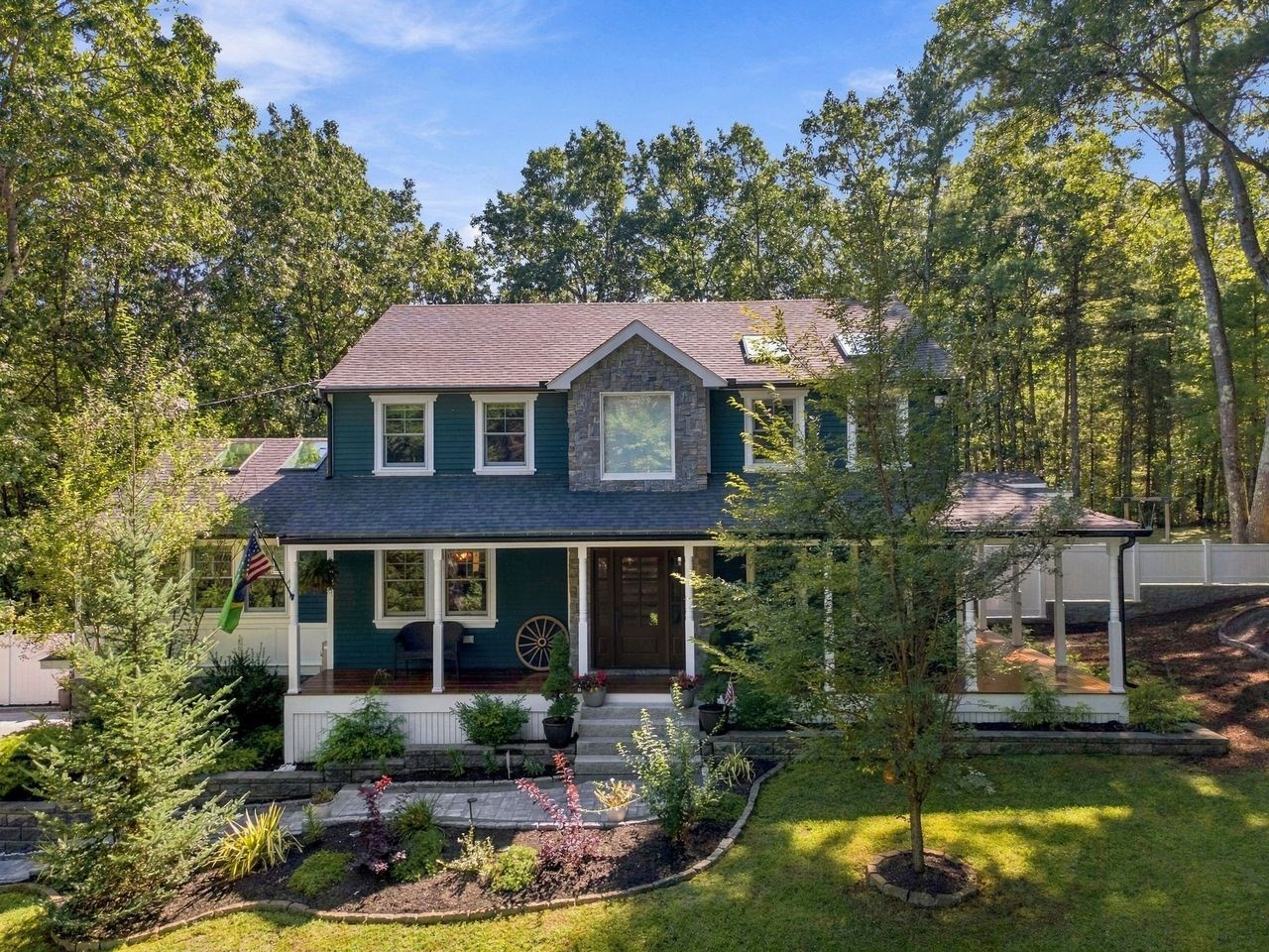 62 Raddin Property Photo 1
