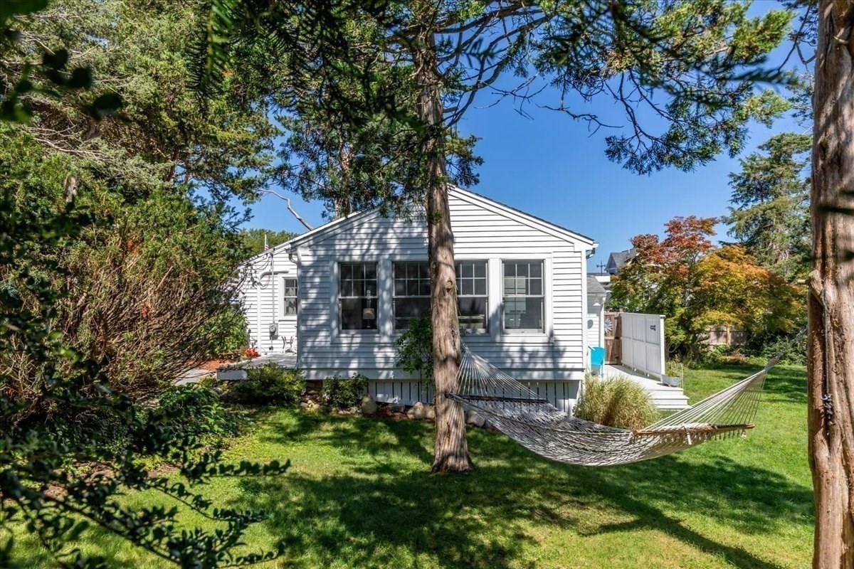 82 Beach Street Property Photo 38