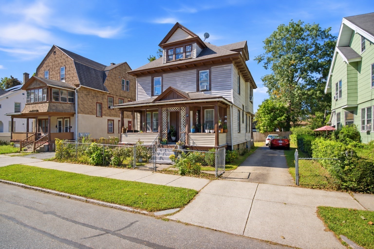 28 Lyndale St Property Photo 32