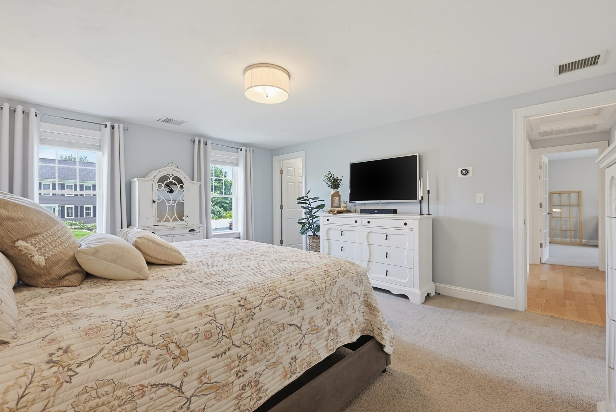 21 Windward Way Property Photo 16