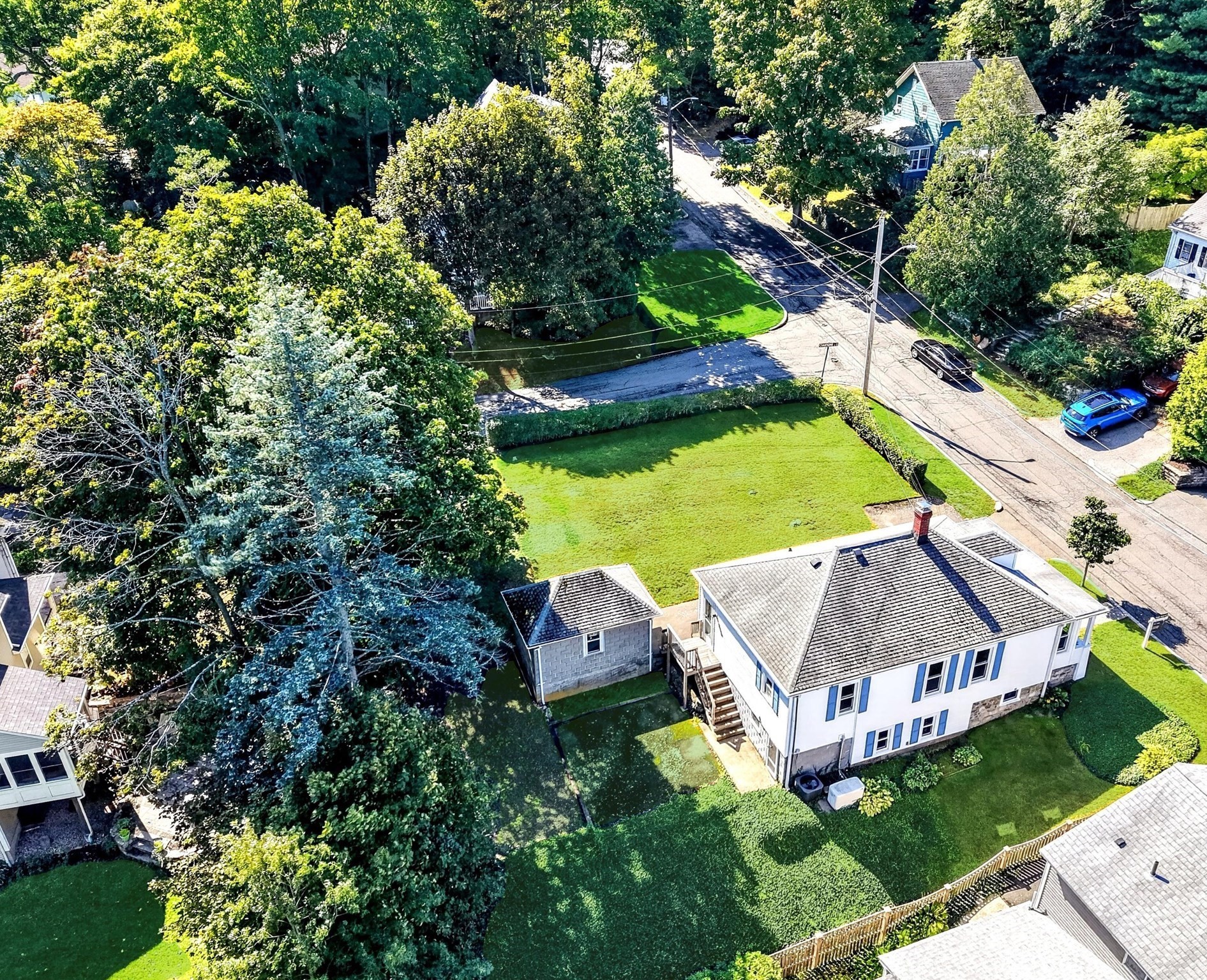 83 Beacon Street Property Photo 6