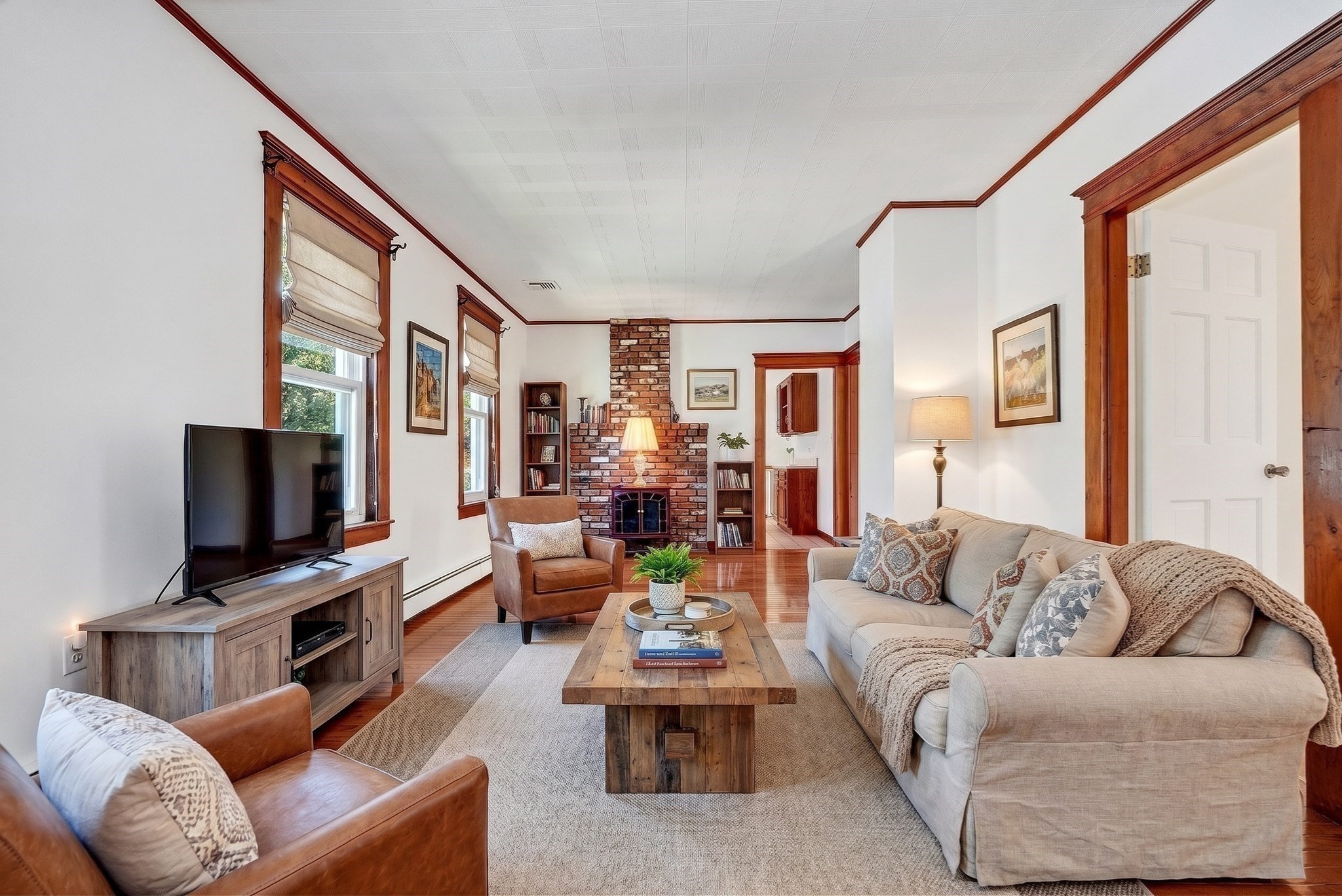 83 Beacon Street Property Photo 8