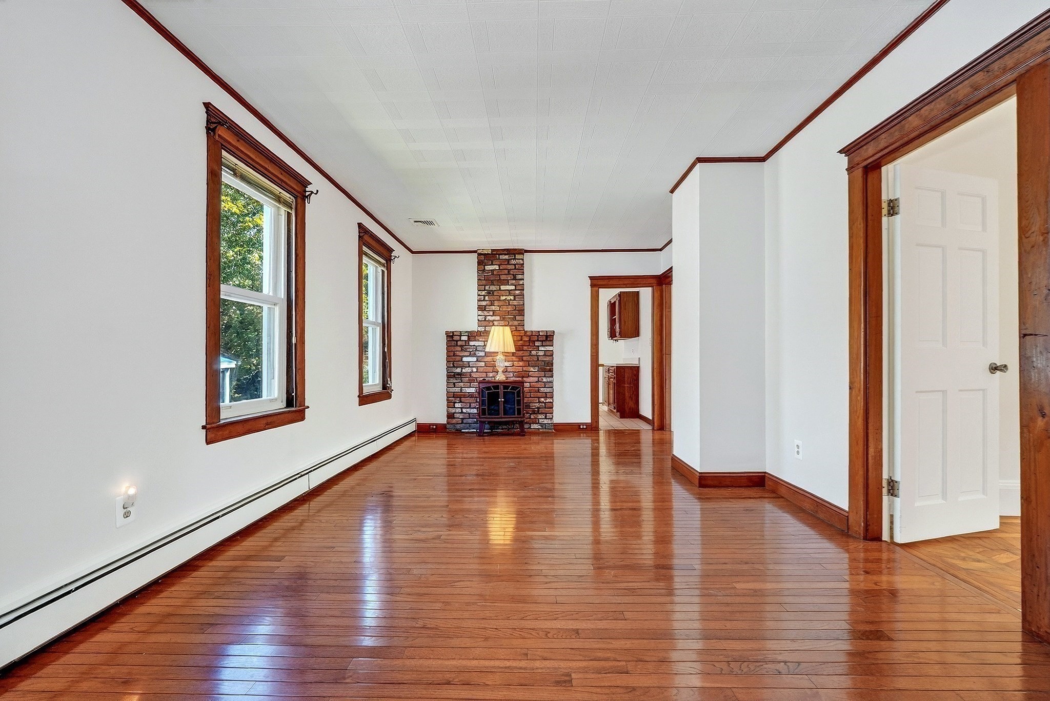 83 Beacon Street Property Photo 9