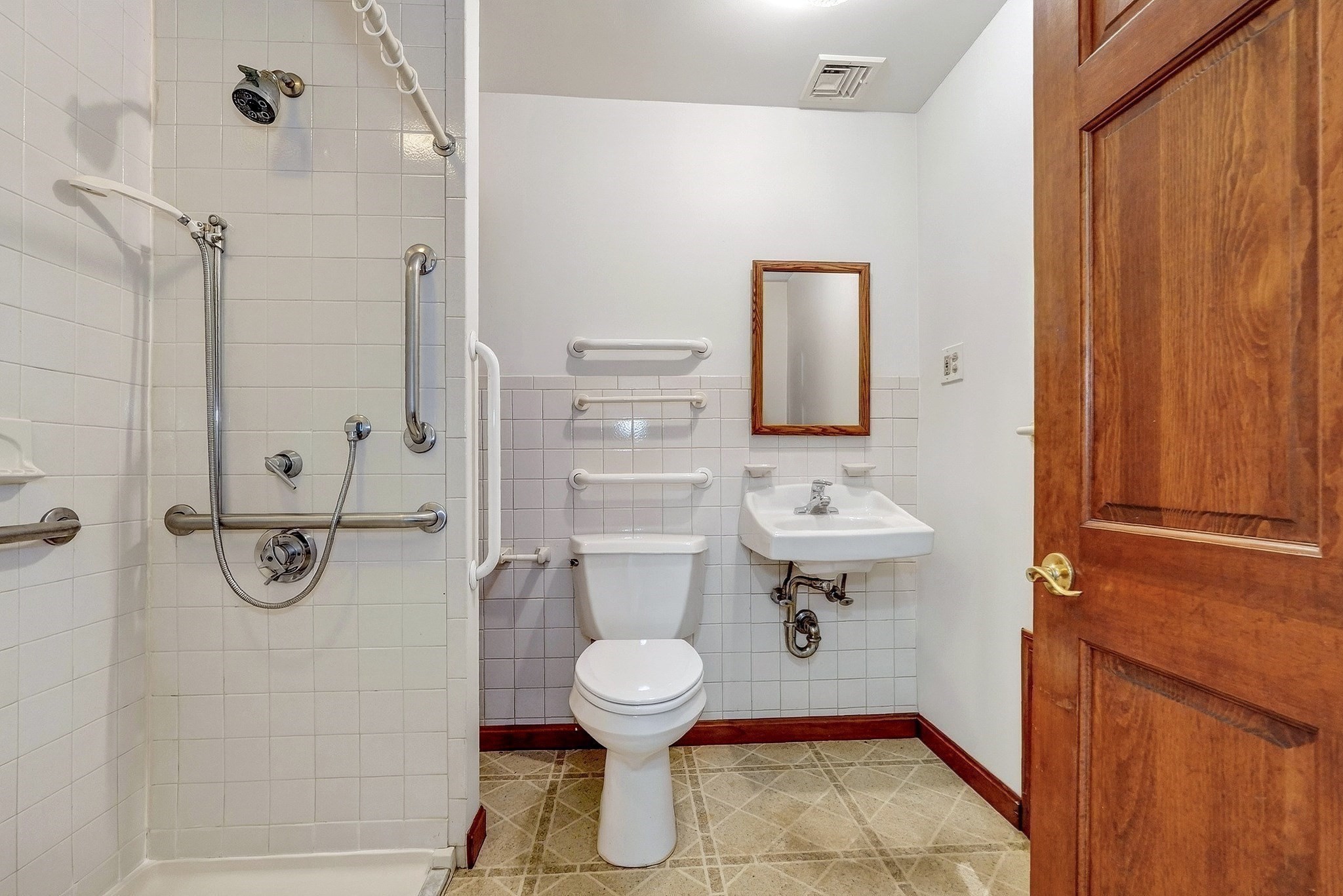 83 Beacon Street Property Photo 22