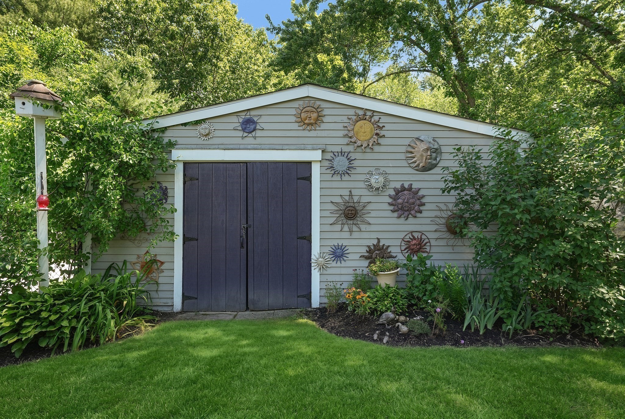 135 Newland Property Photo 12