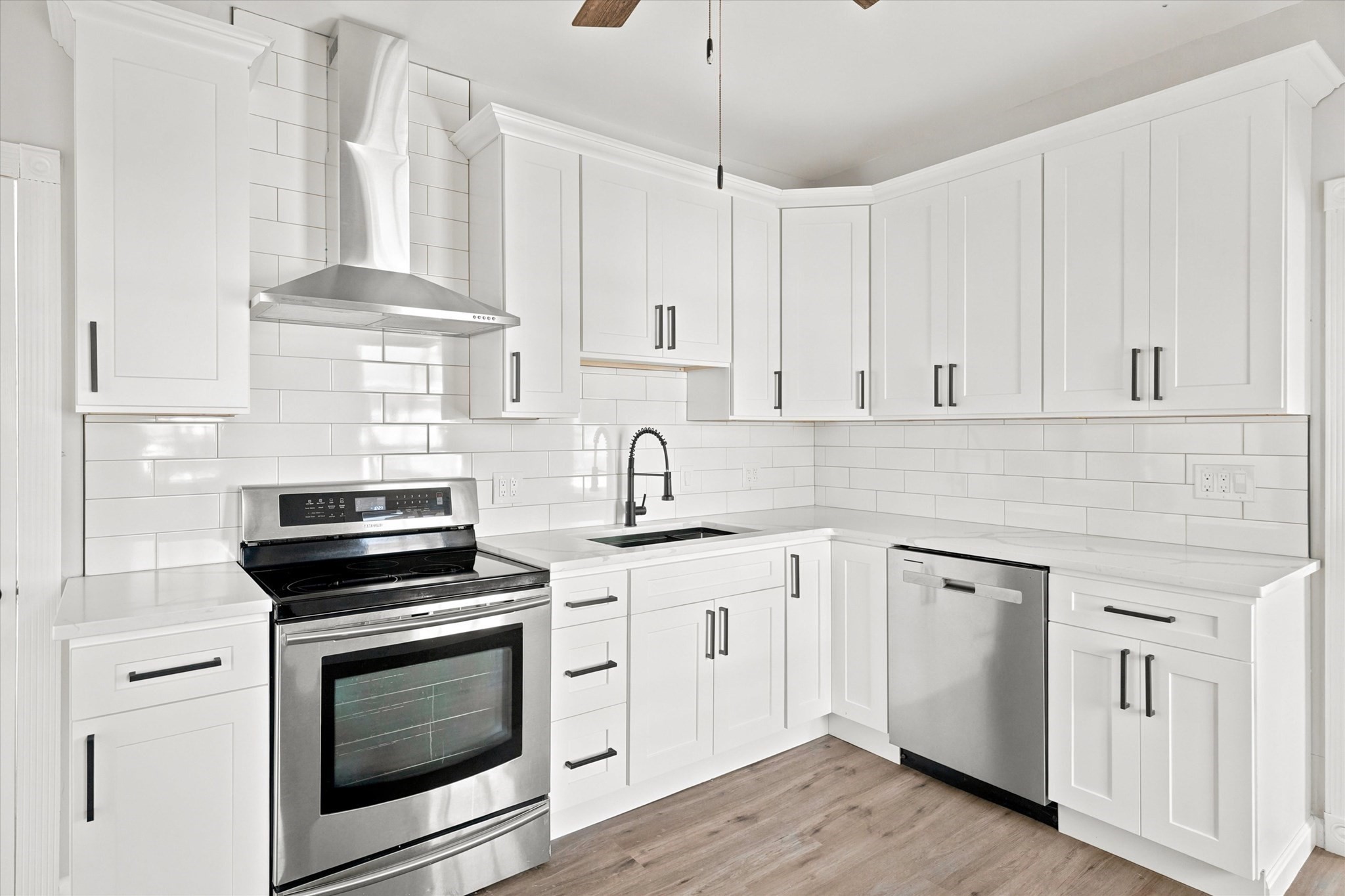 51 Hampshire St Property Photo 1