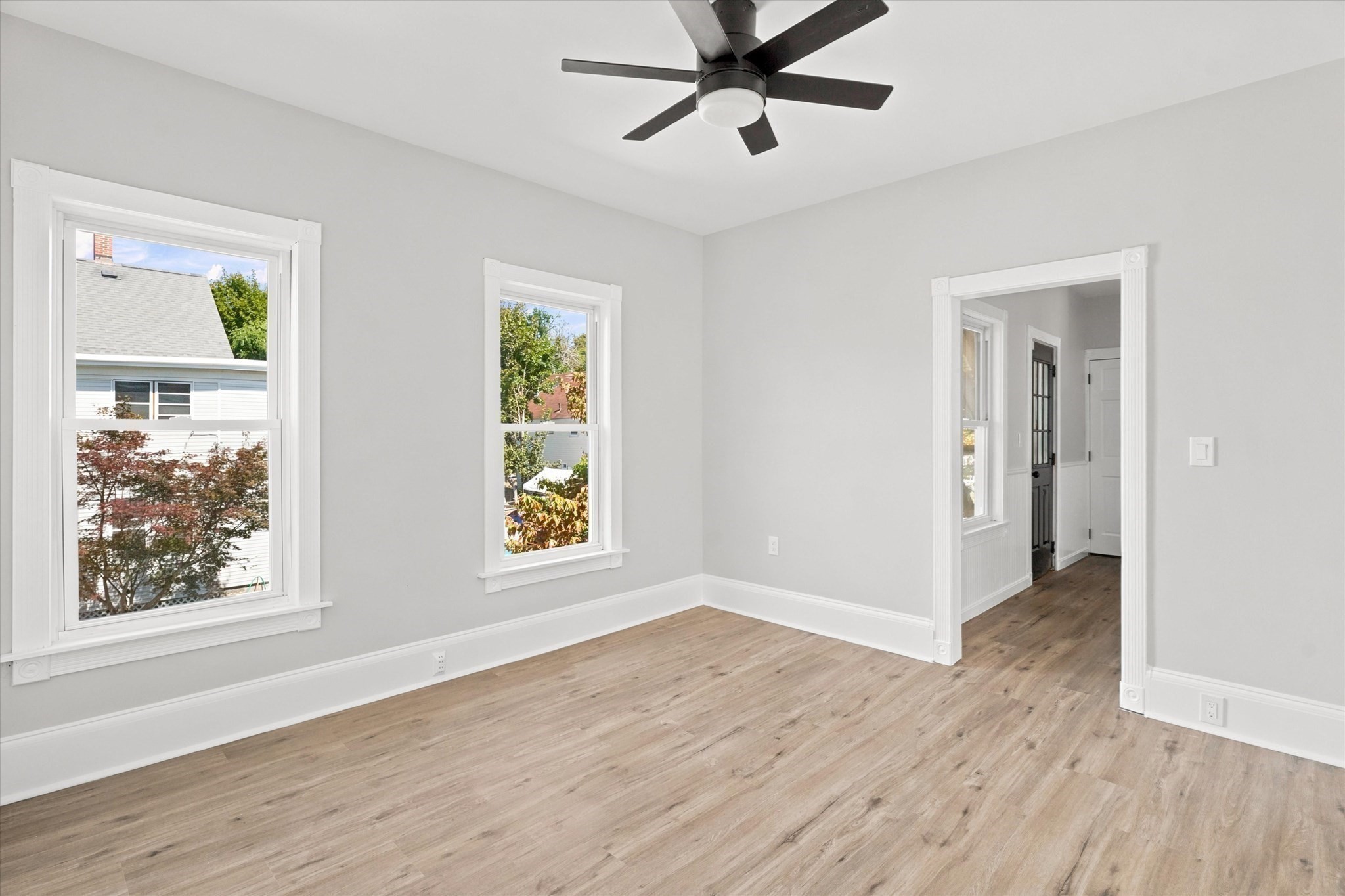51 Hampshire St Property Photo 5