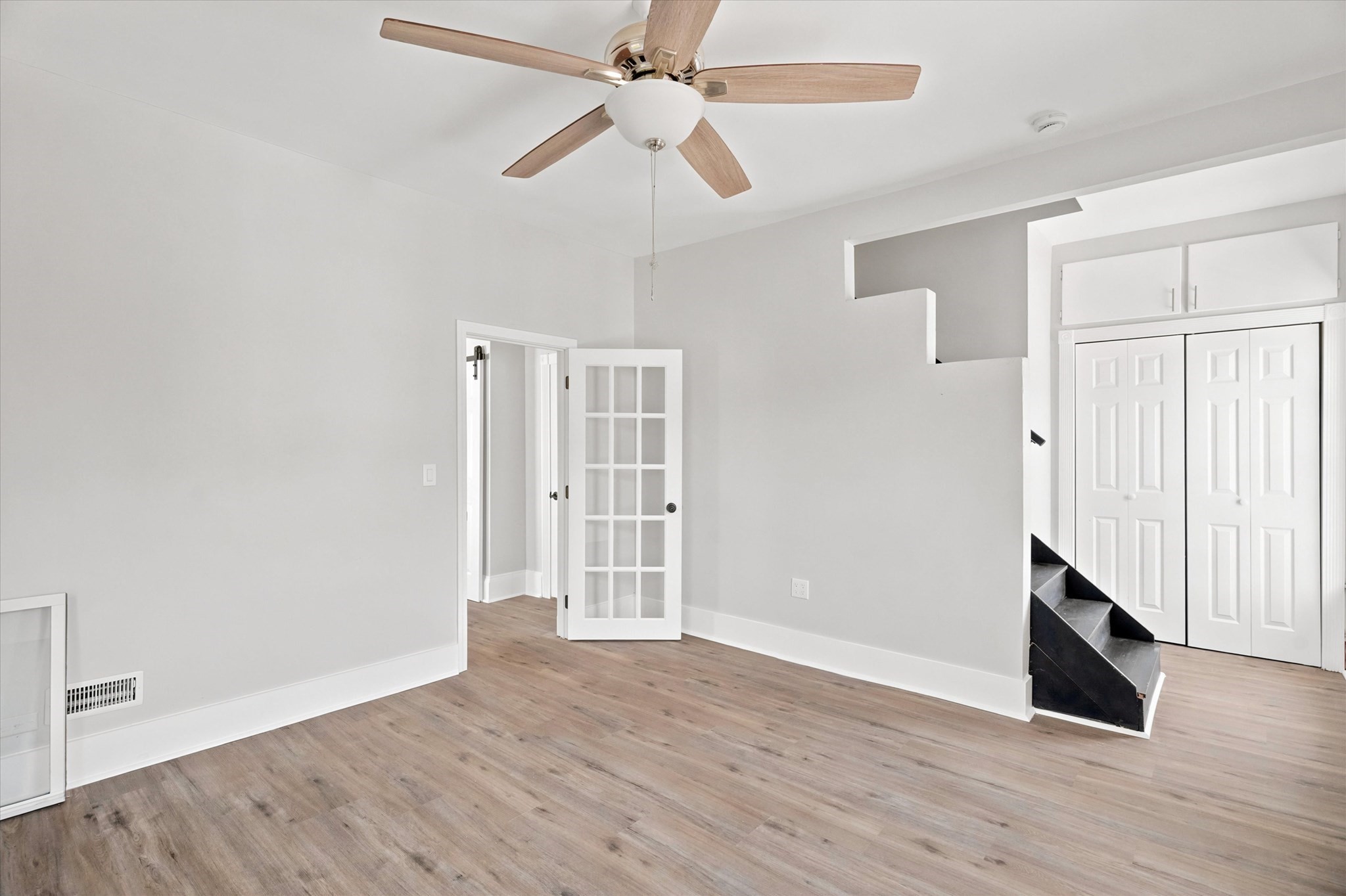 51 Hampshire St Property Photo 12