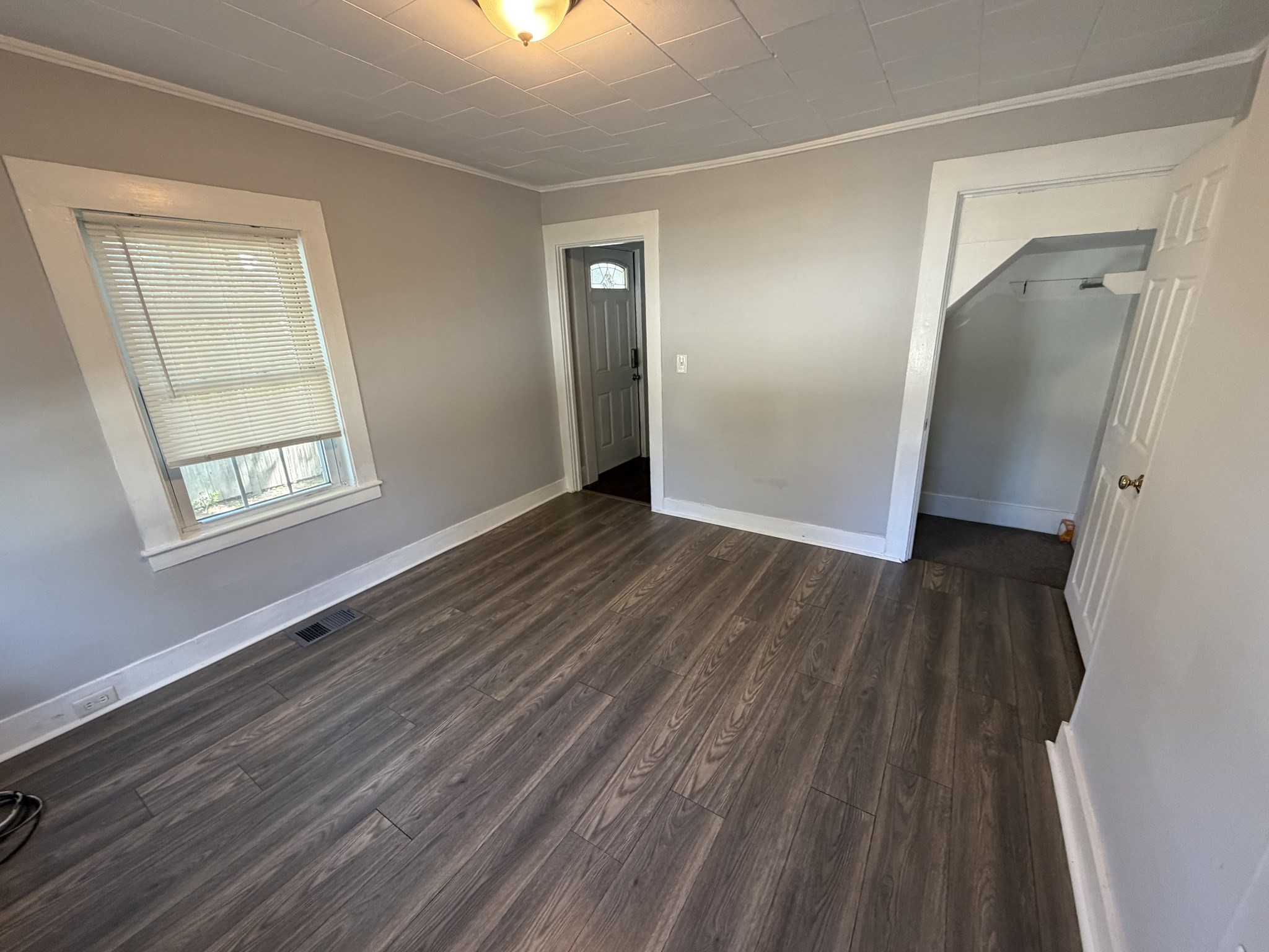 32 Broad # A Property Photo 8