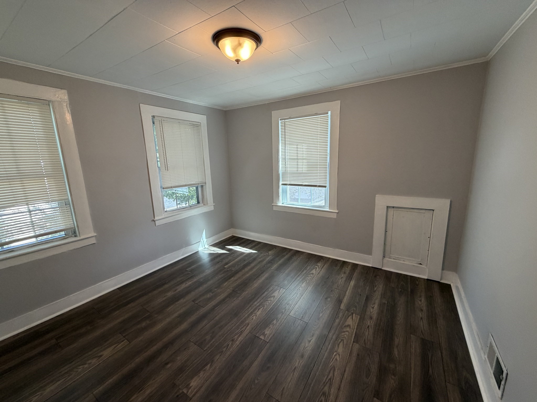 32 Broad # A Property Photo 18