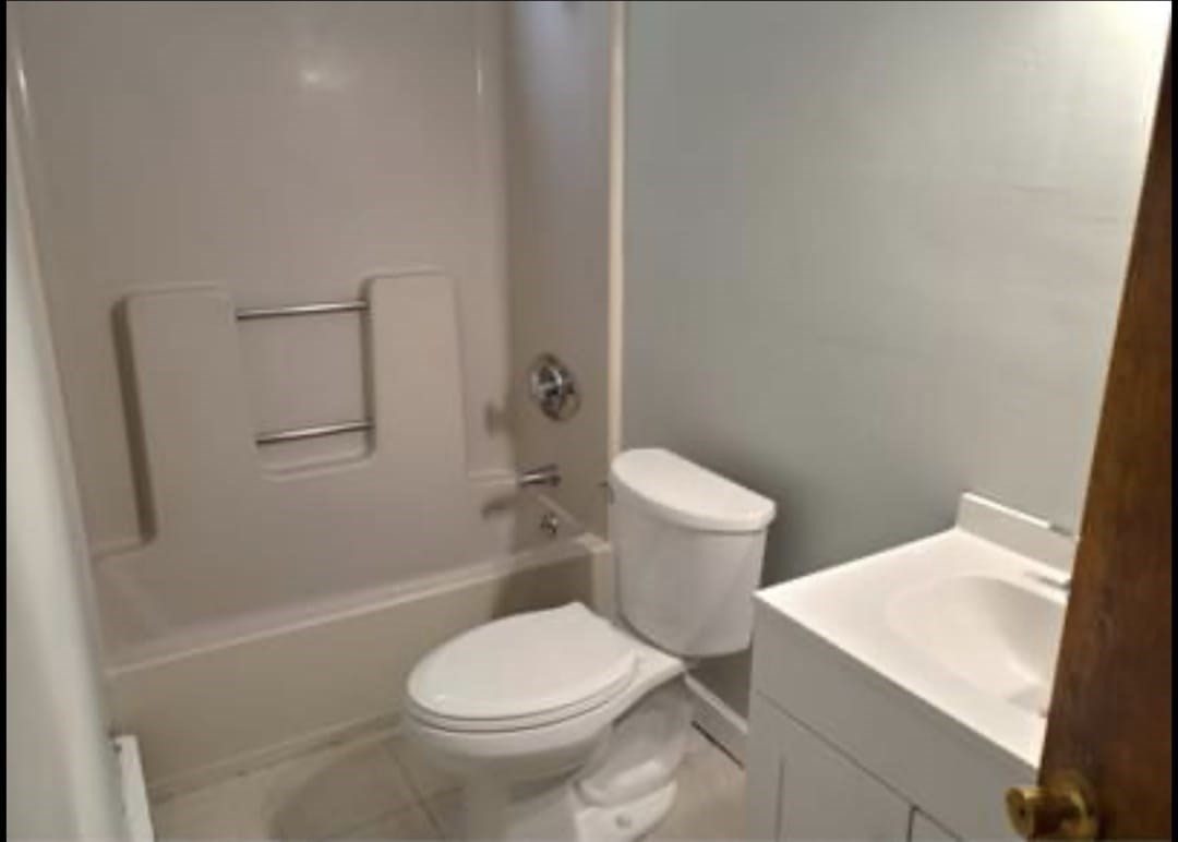 2 Conduit St # 1 Property Photo 3