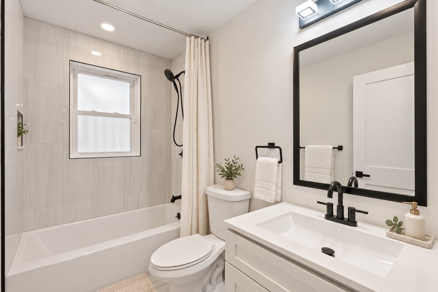 22-20 Ufford St # 1 Property Photo 12