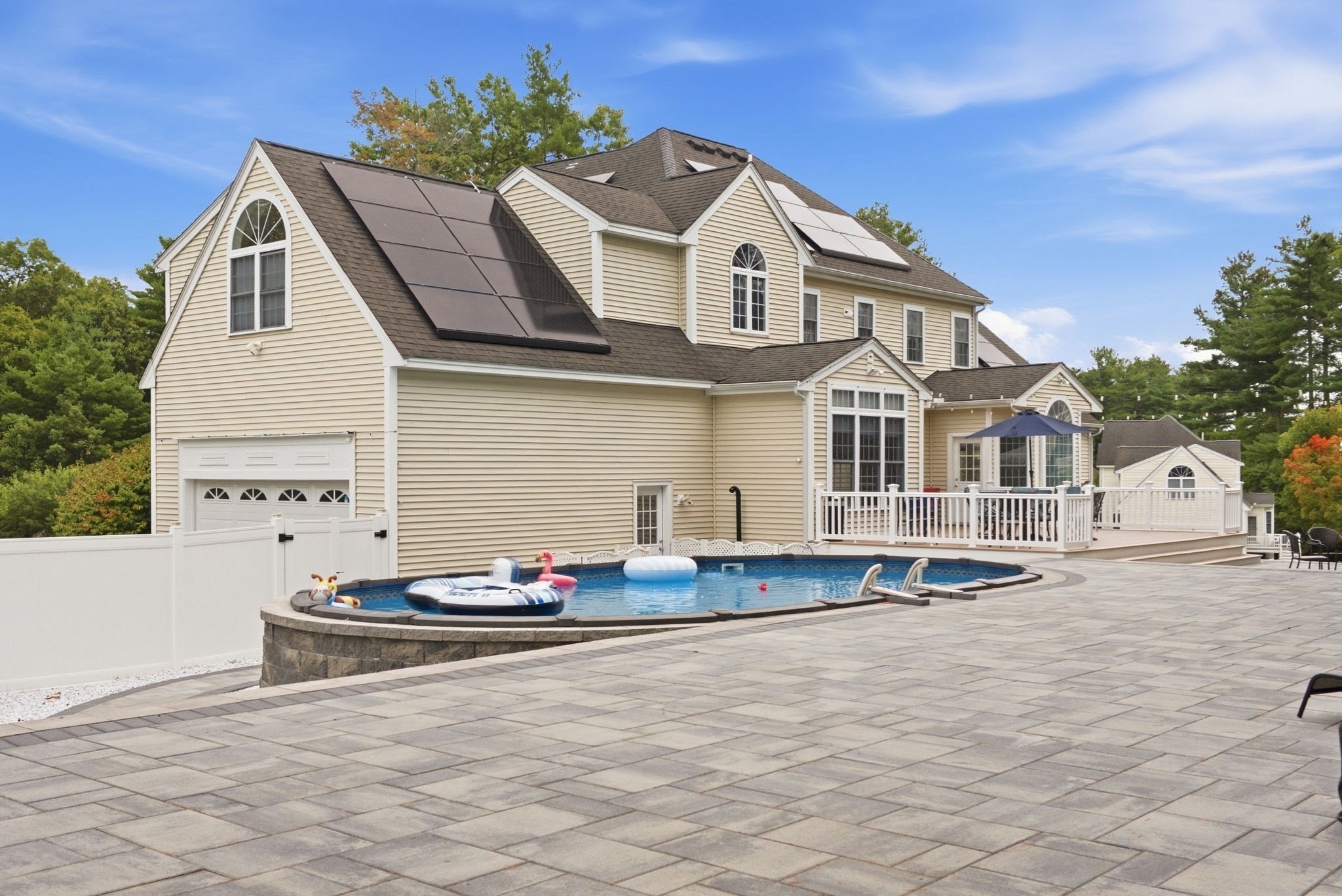 18 Loon Hill Rd Property Photo 5