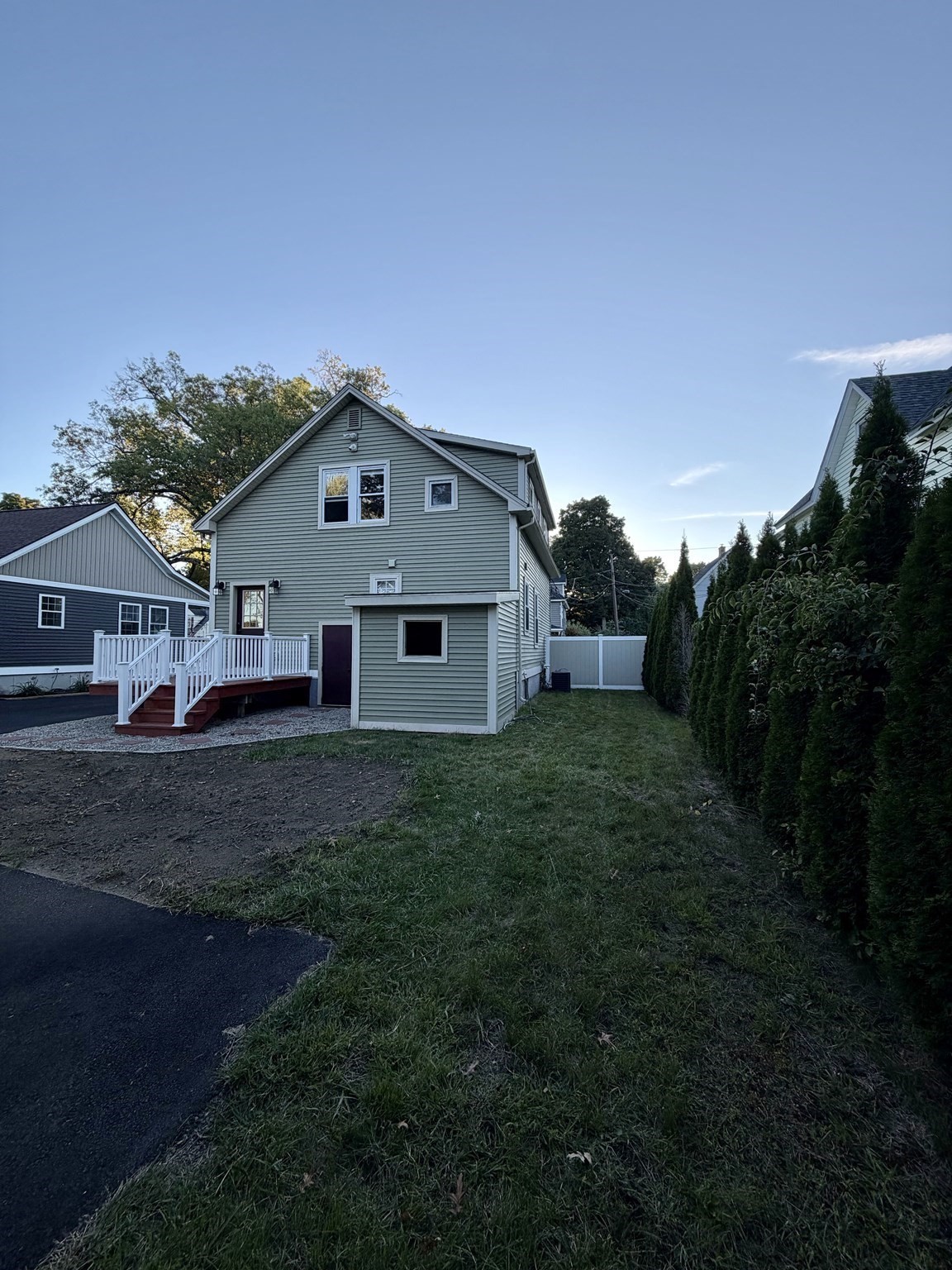 7 Gold St Property Photo 5