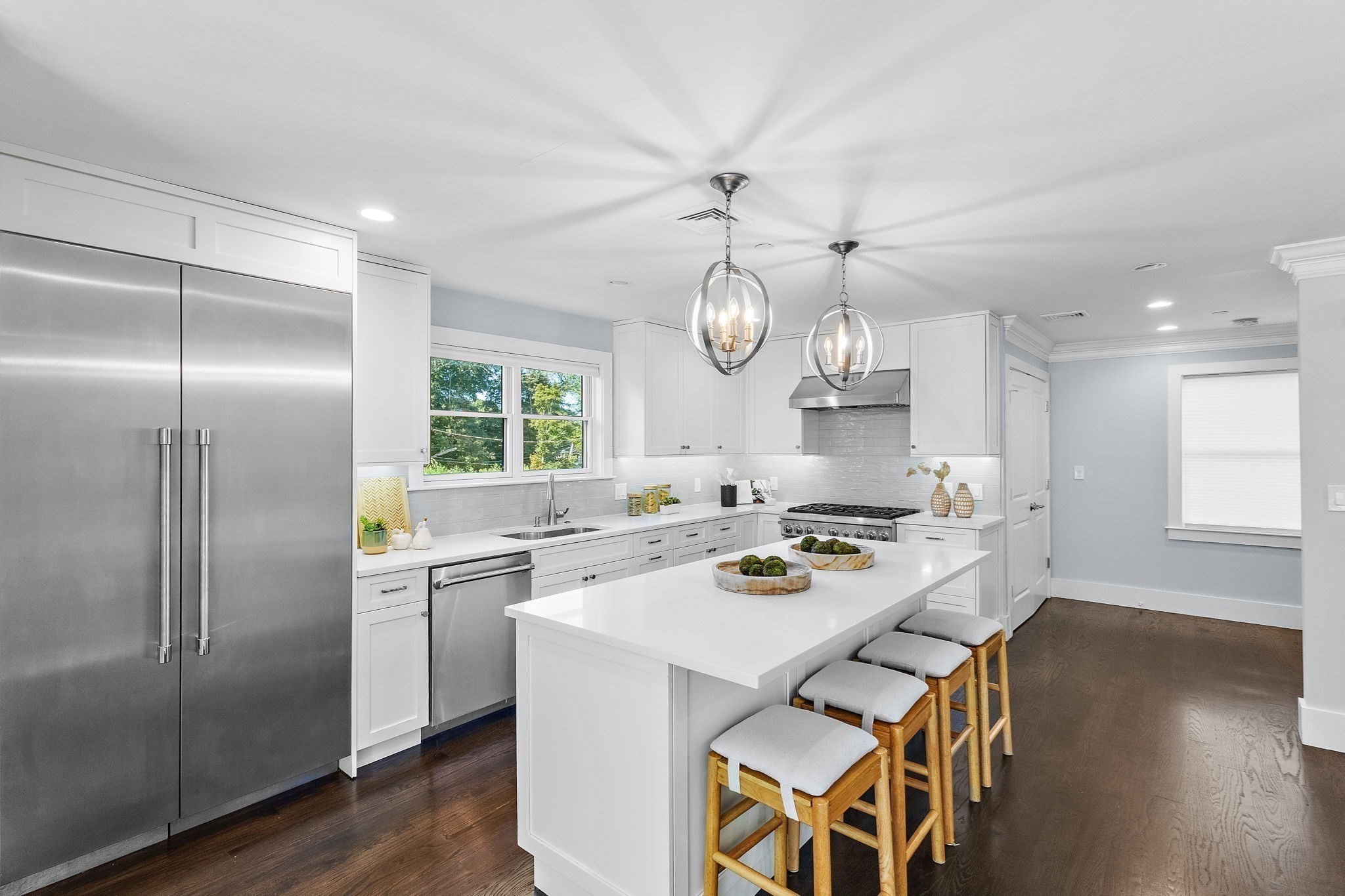 1525 Beacon St # 3 Property Photo 8
