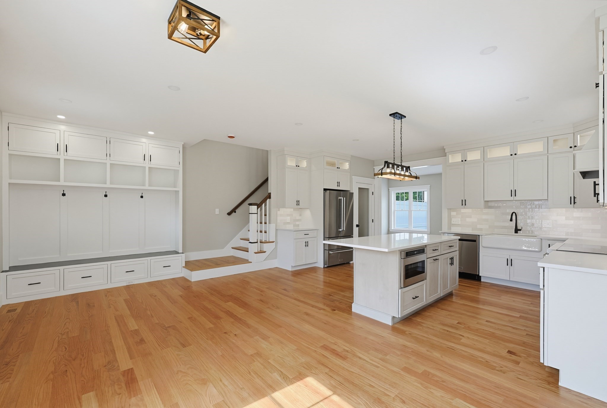 35r Poquanticut Ave # R Property Photo 11