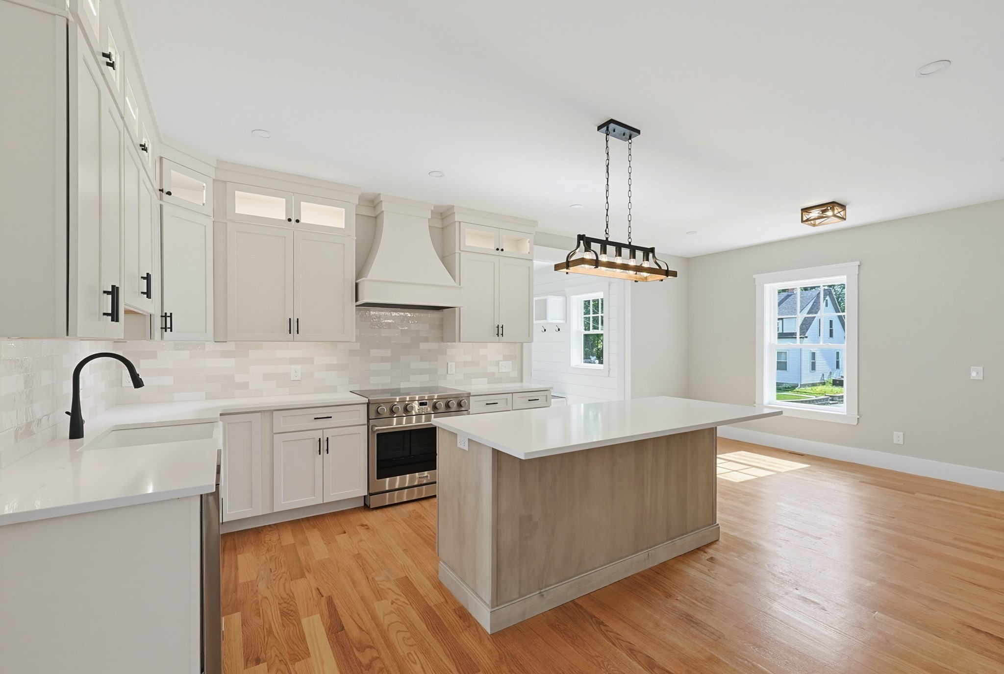 35r Poquanticut Ave # R Property Photo 12