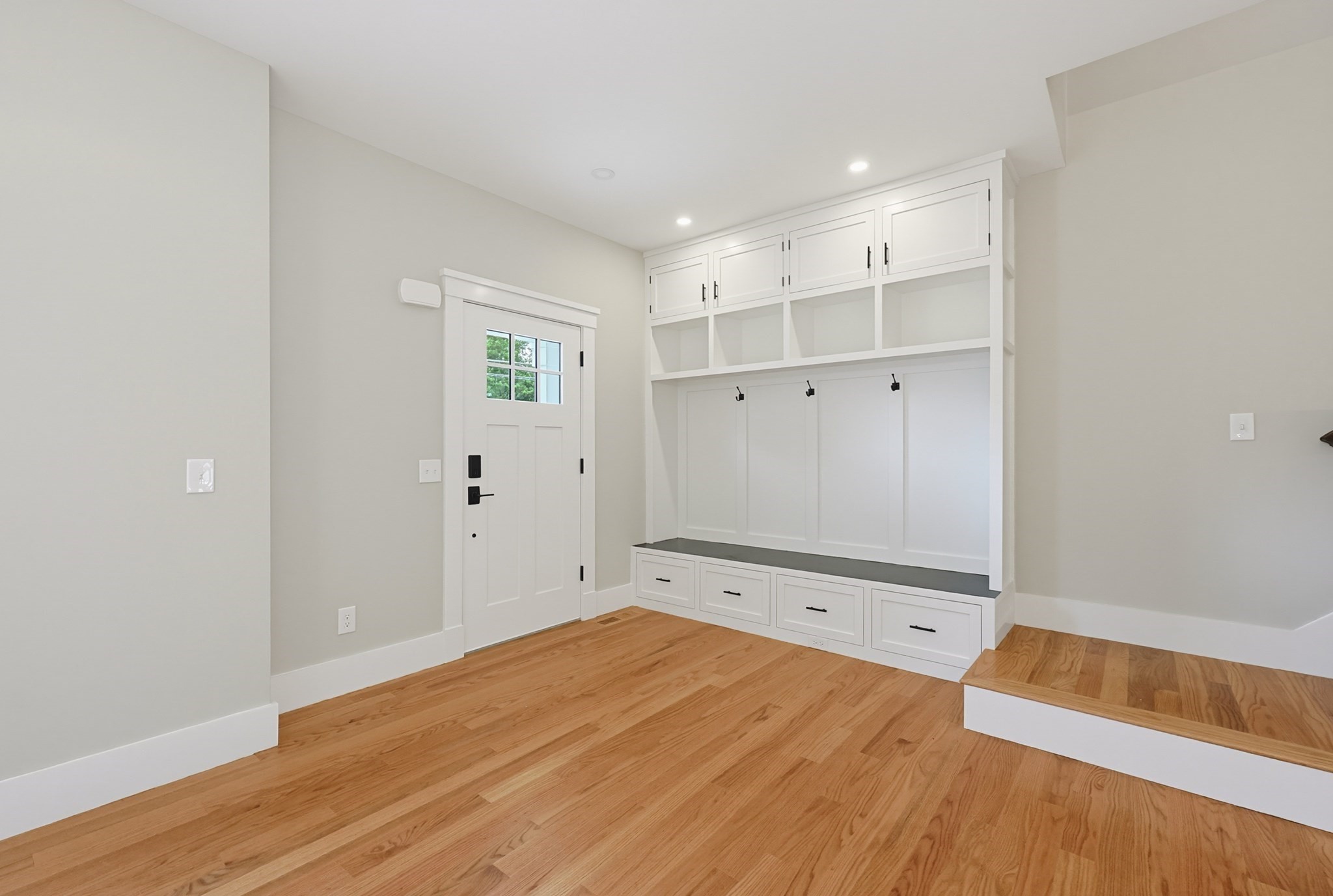 35r Poquanticut Ave # R Property Photo 13