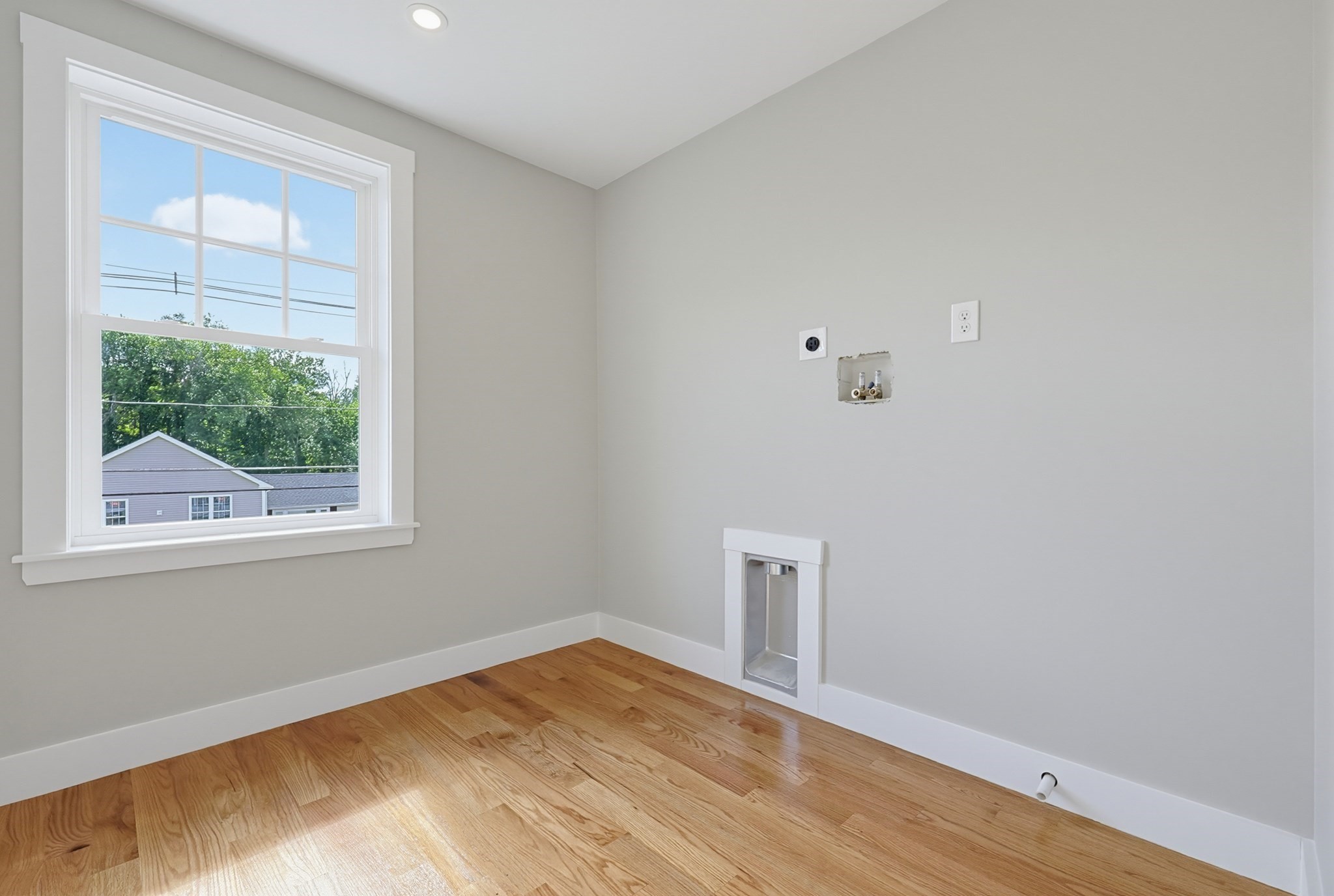 37l Poquanticut Ave # L Property Photo 20