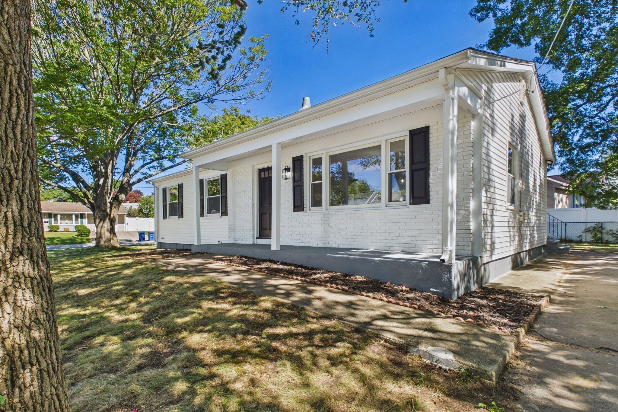 109 Easton Street Property Photo 1