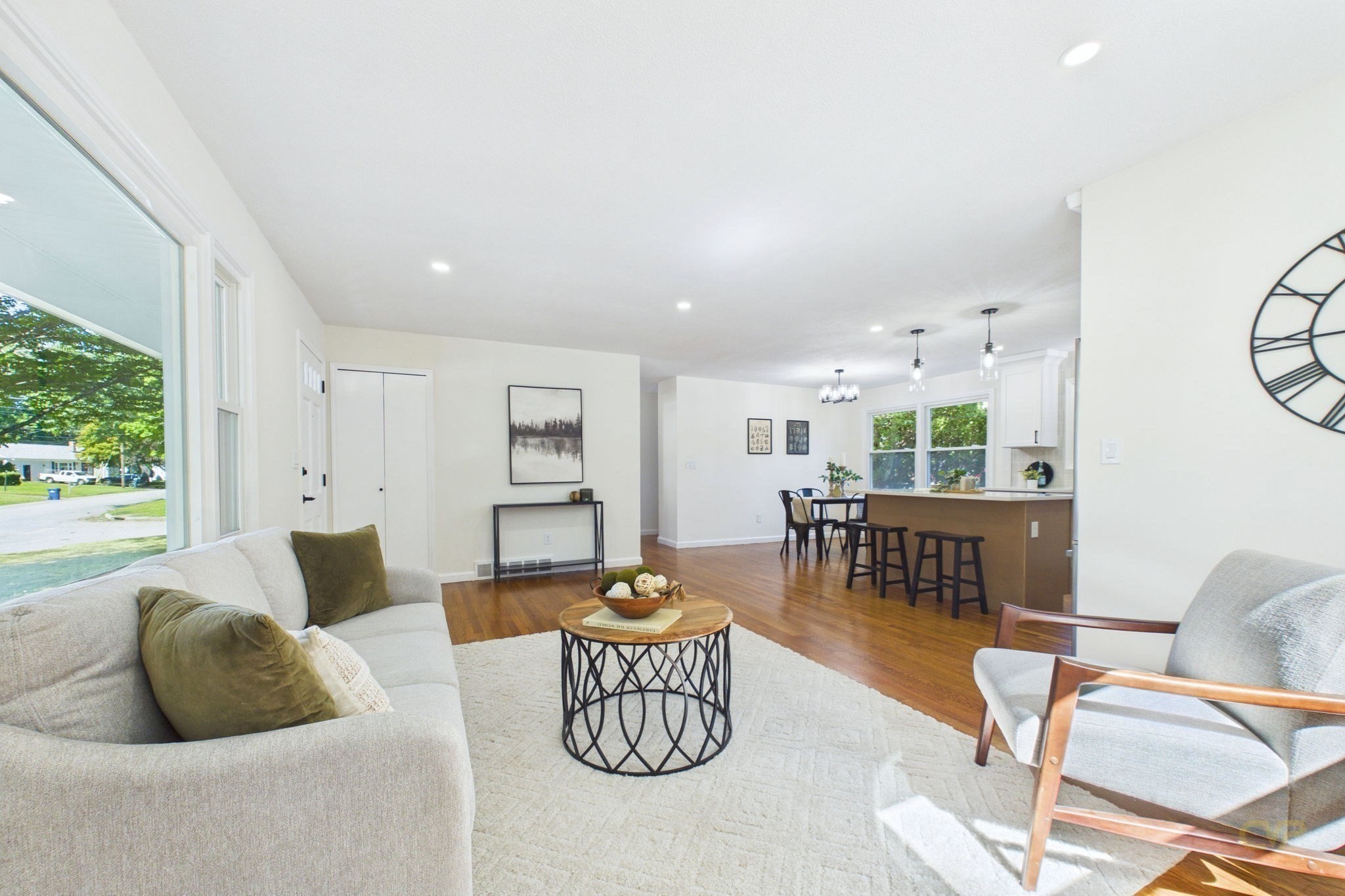 109 Easton Street Property Photo 4