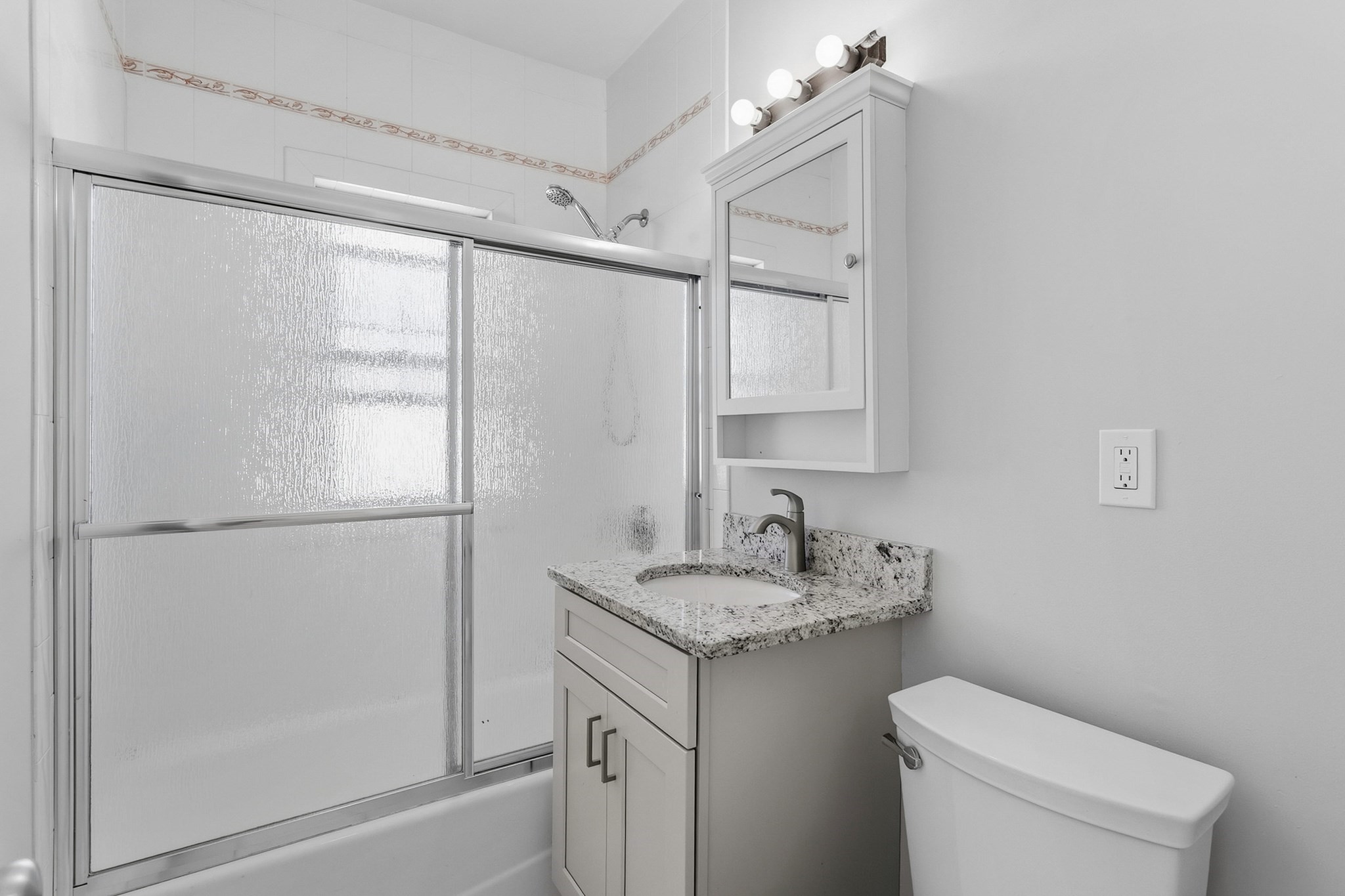 28 Windsor St Property Photo 23