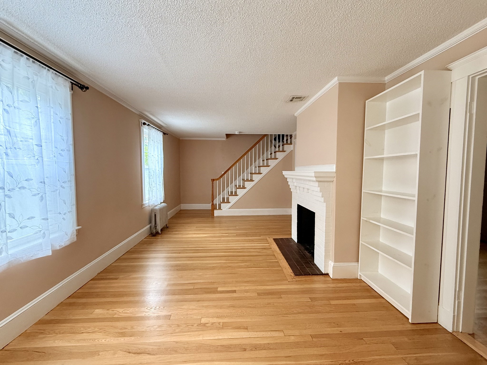 154 Pine Street Property Photo 7
