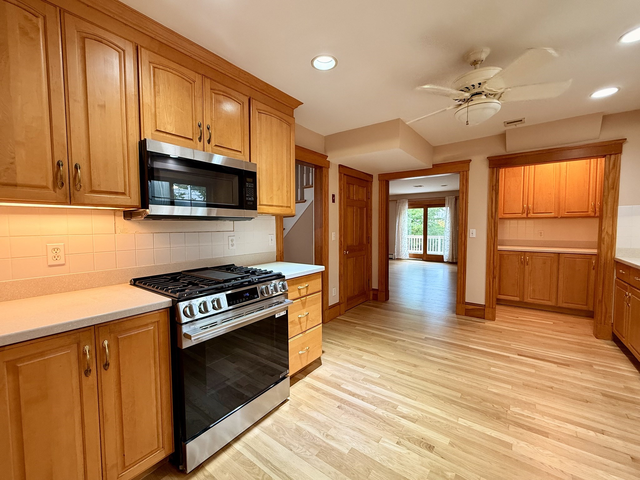 154 Pine Street Property Photo 10
