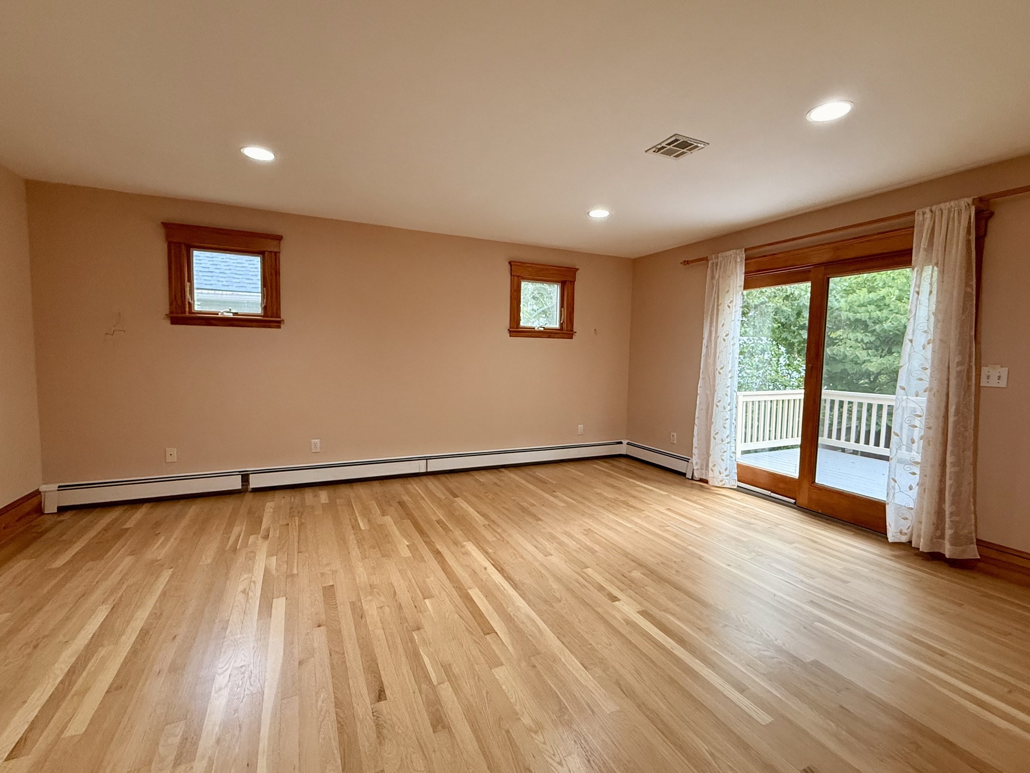 154 Pine Street Property Photo 14
