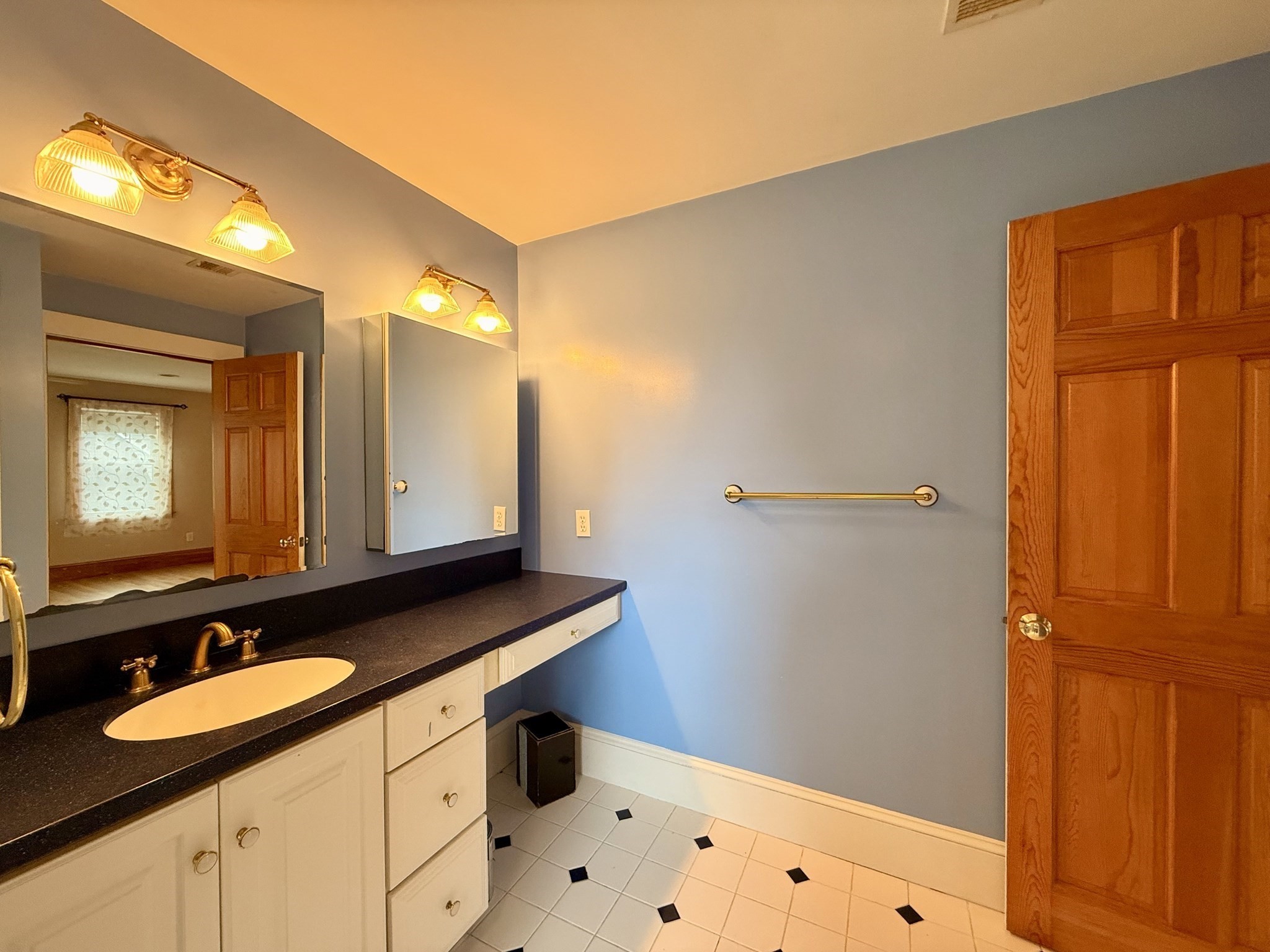 154 Pine Street Property Photo 19