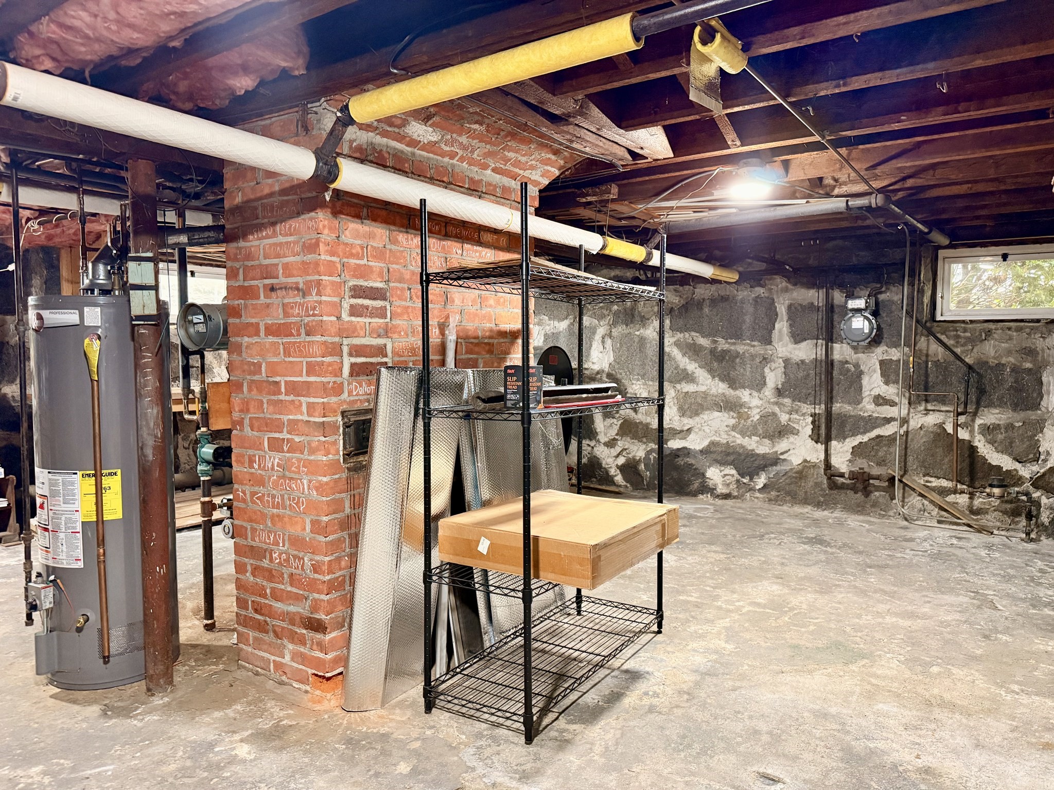 154 Pine Street Property Photo 27