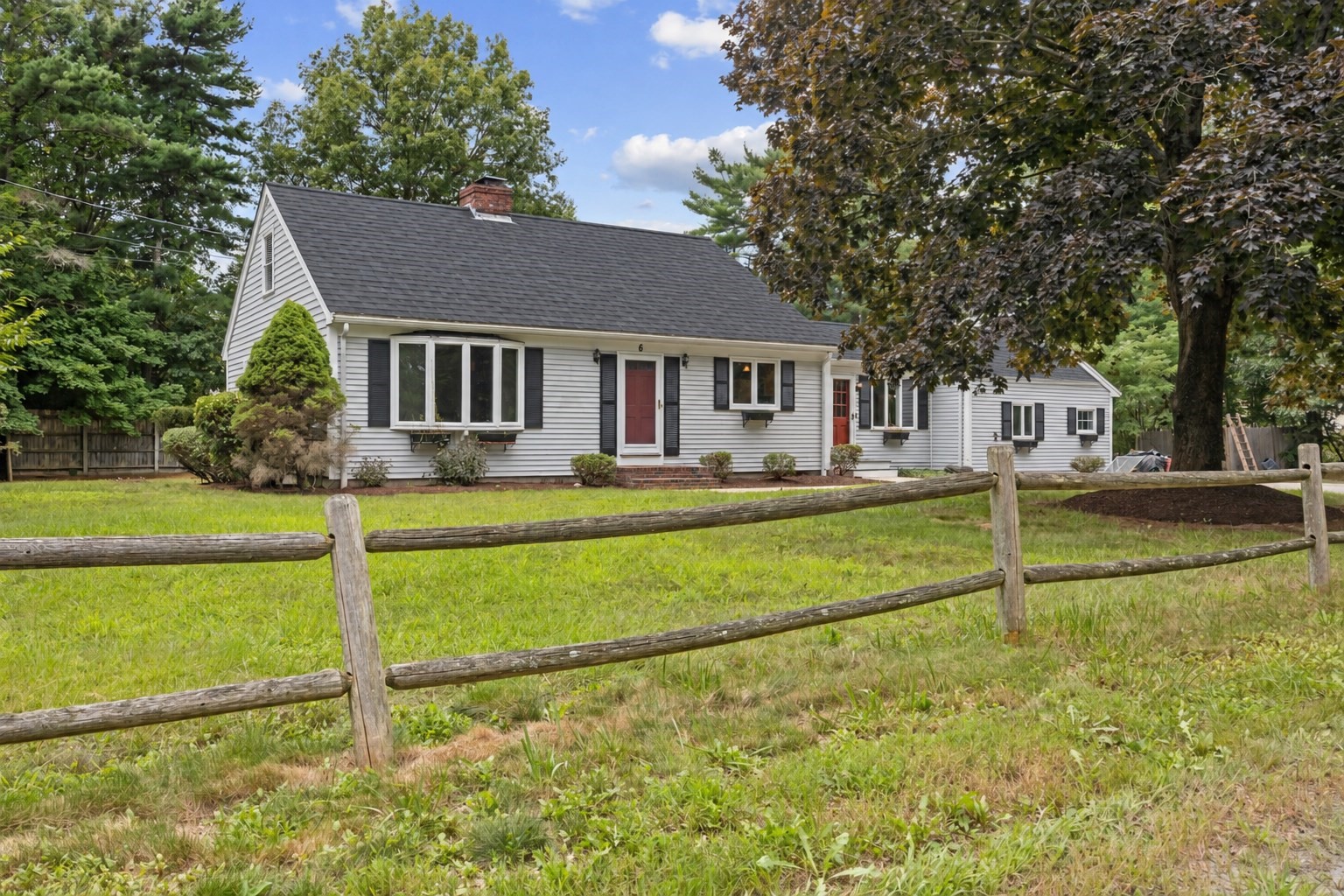 6 Crocker St Property Photo 1