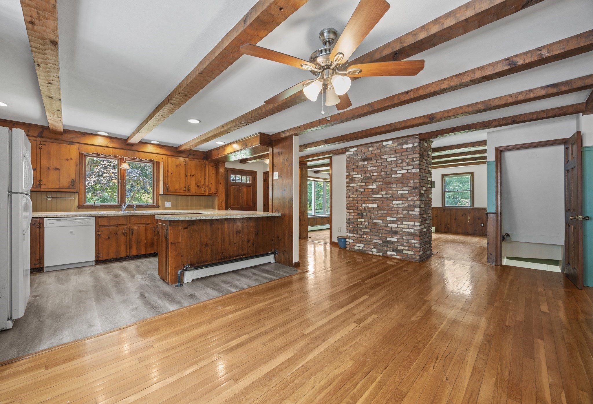 6 Crocker St Property Photo 7