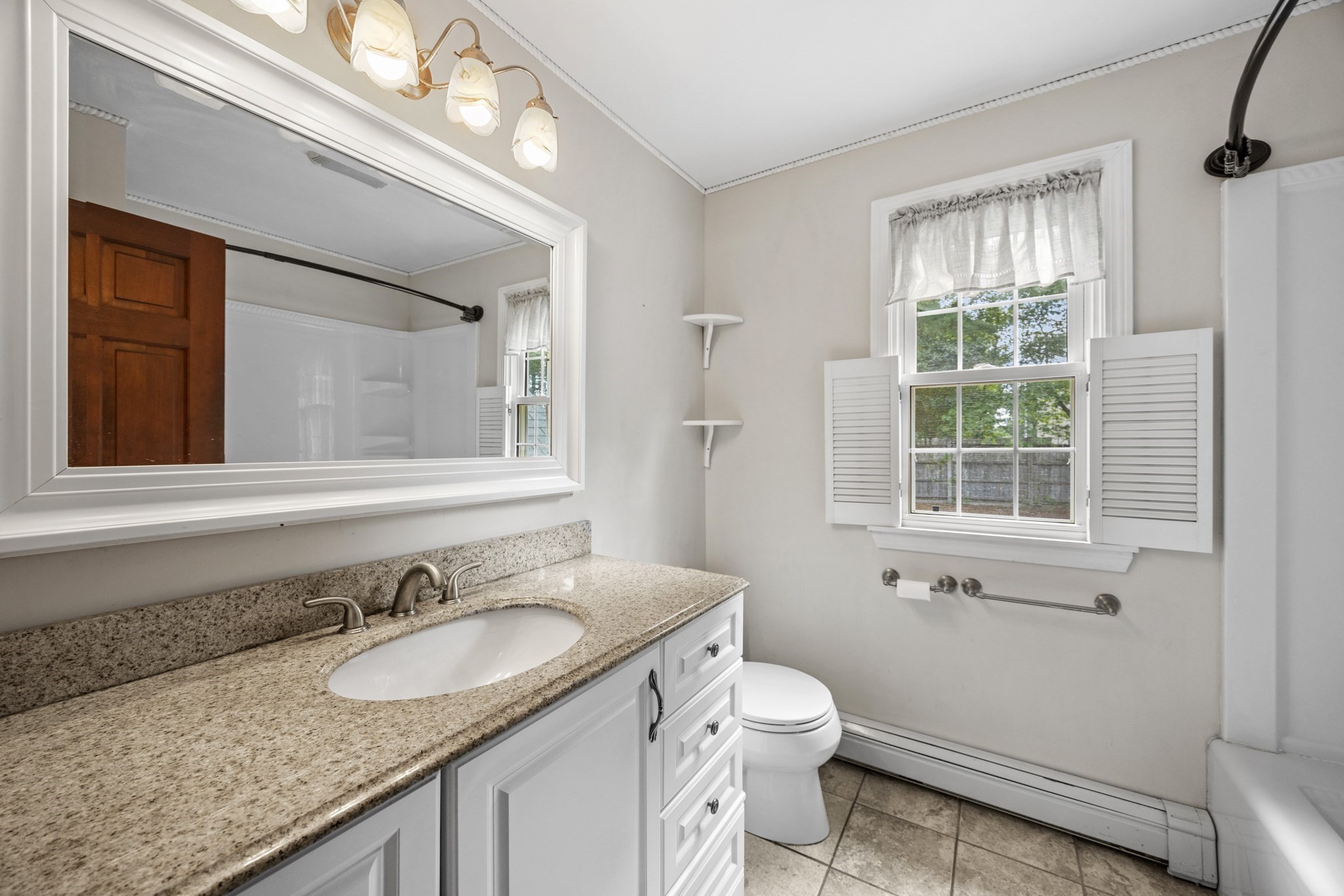 6 Crocker St Property Photo 15