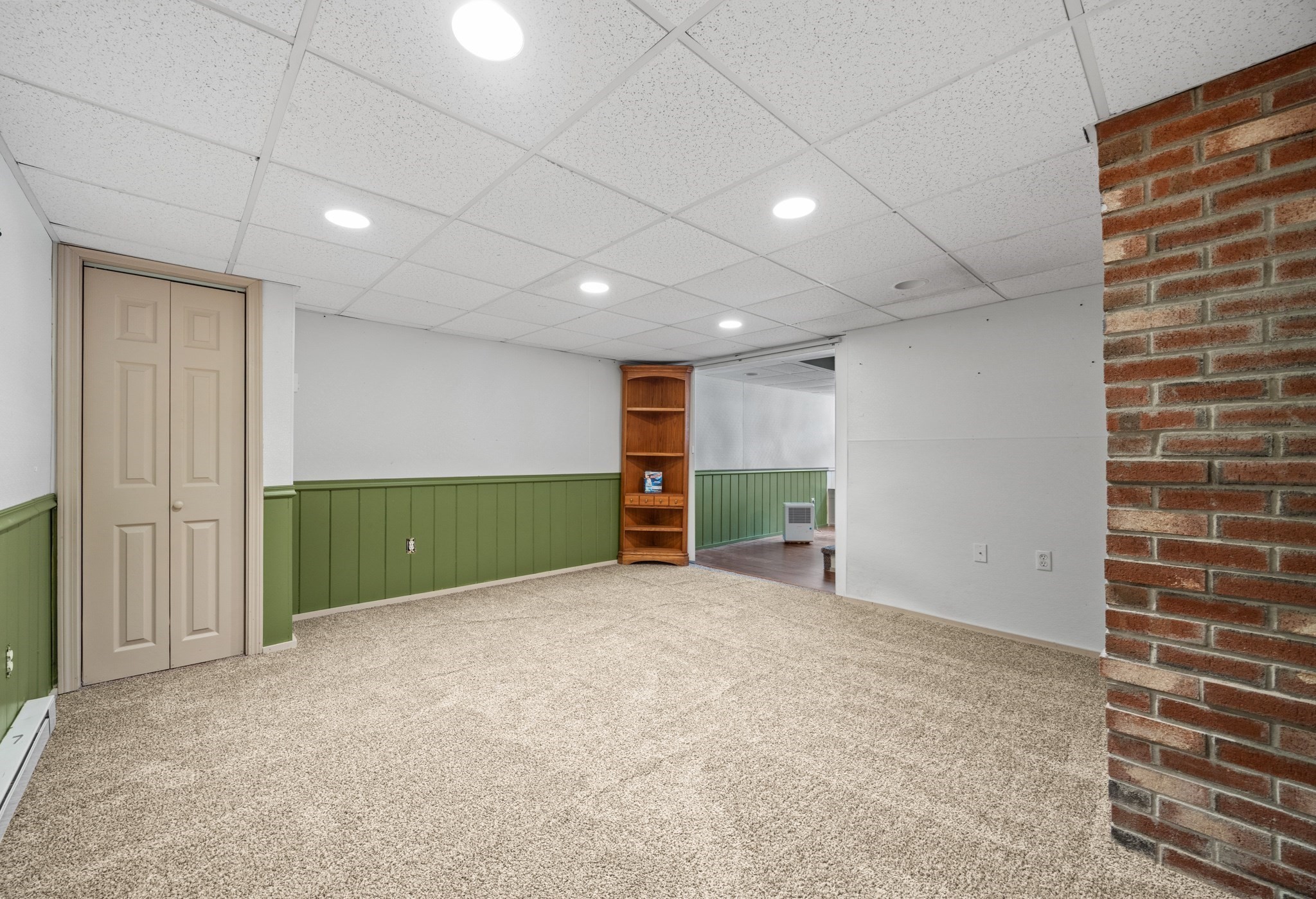 6 Crocker St Property Photo 30