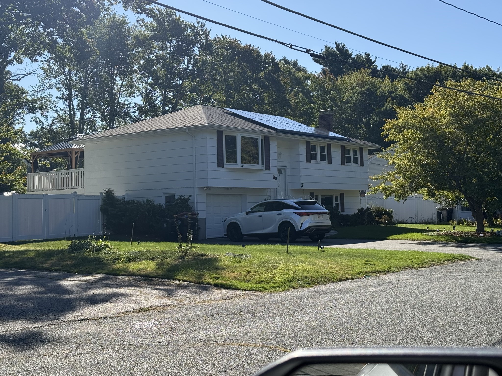38 Rockland Dr Property Photo 1